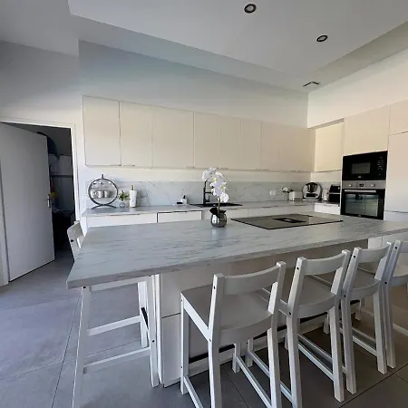 Apartamento Halimi - 5 7 Personnes Avec Piscine Lormont