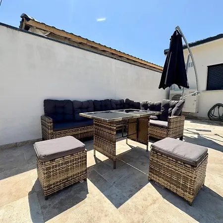 Apartmán Halimi - 5 7 Personnes Avec Piscine Lormont