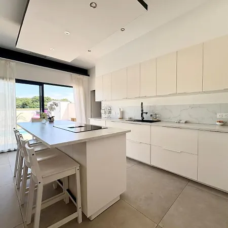 Halimi - 5 7 Personnes Avec Piscine Apartmán