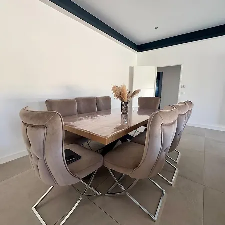 Apartmán Halimi - 5 7 Personnes Avec Piscine *