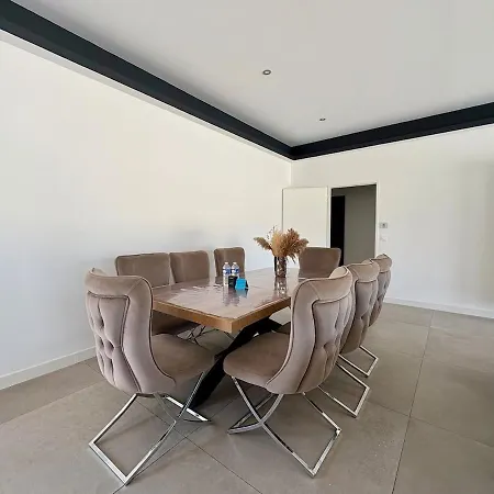 Apartmán Halimi - 5 7 Personnes Avec Piscine *